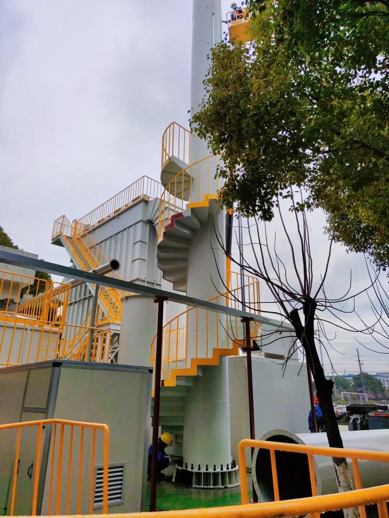 帶旋轉樓梯的煙囪 廢氣處理系統的匠心之作